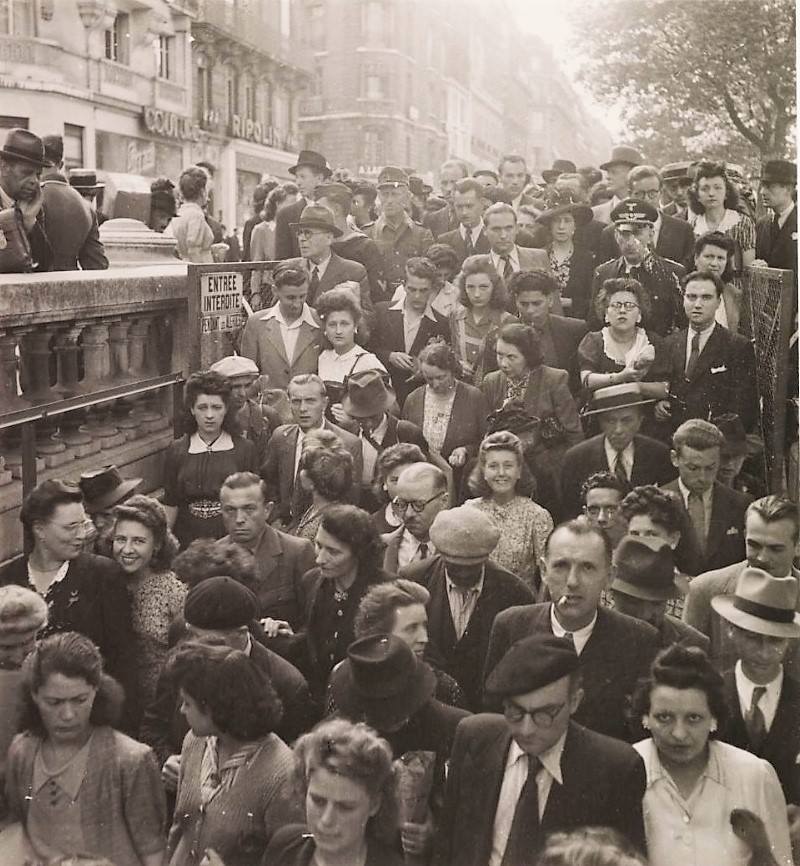 Ulaz u pariški metro, Roger Schall, 1943.